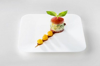 Vegetables and citrus fruits dish